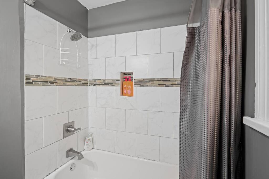 Private House + Yard Central Location To All Rva Richmond Esterno foto
