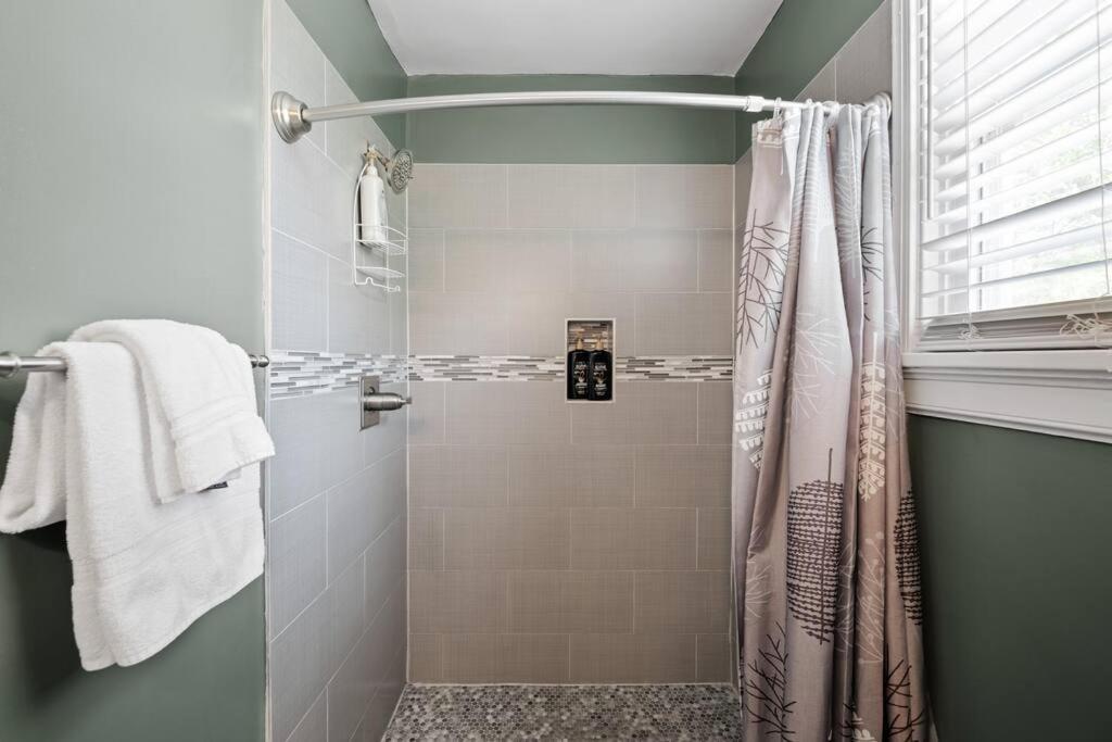 Private House + Yard Central Location To All Rva Richmond Esterno foto