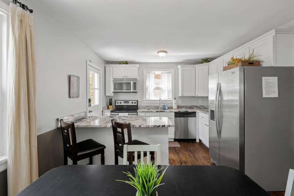 Private House + Yard Central Location To All Rva Richmond Esterno foto